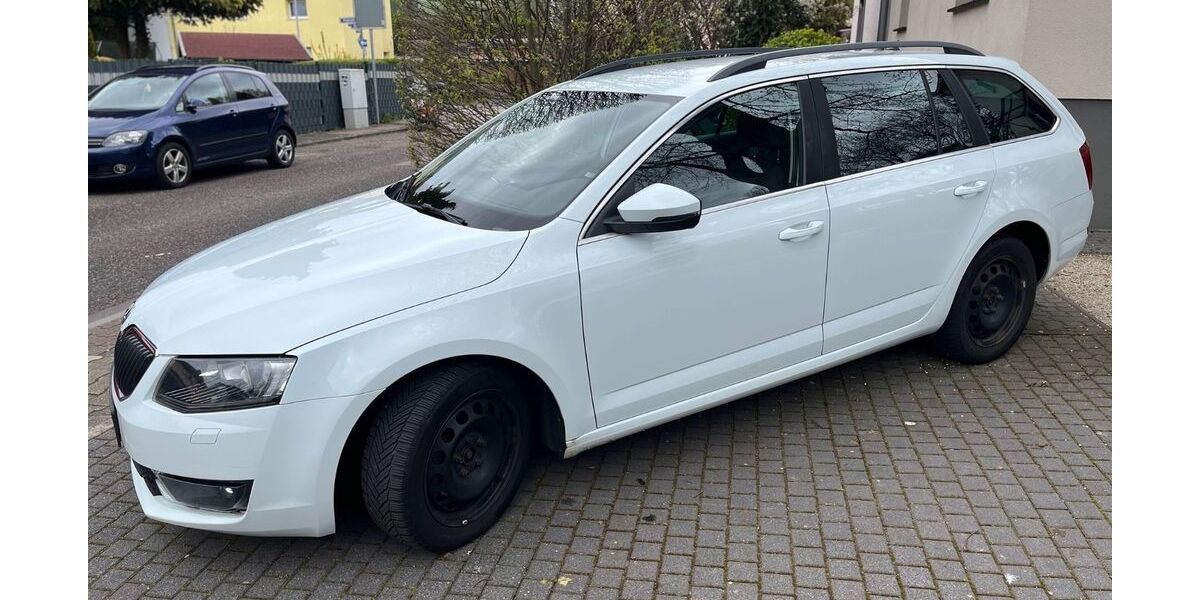 Skoda Octavia 299.999 km 5.999 &euro; Frankfurt 60528