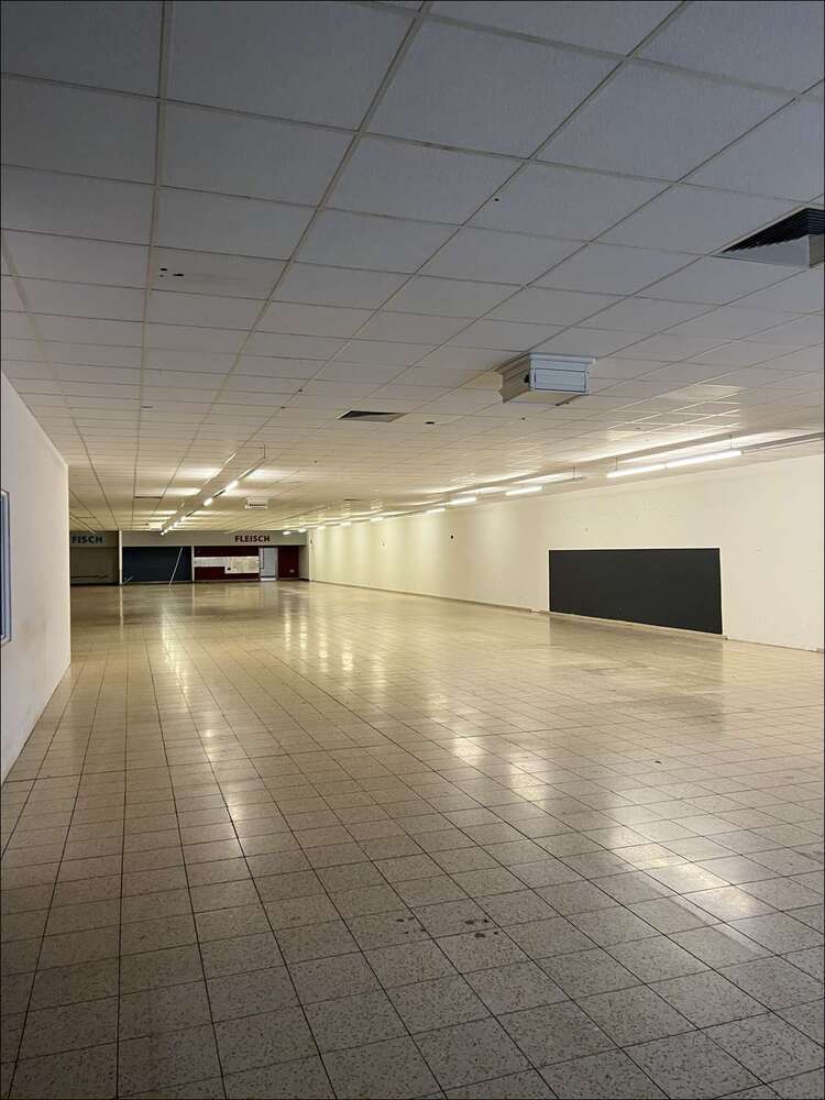 Einzelhandel in Mainaschaff 890.000 € 750 m²
