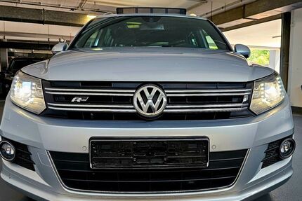 VW Tiguan 126.400 km 17.600 € Frankfurt am Main 60323