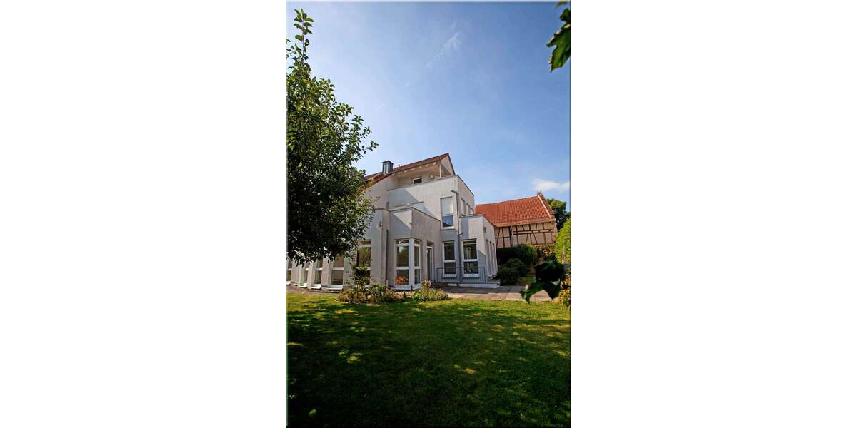 Einfamilienhaus Oberursel - 10 Zimmer, 345 m&sup2;, 1.249.000&euro; | Angebot:25371827