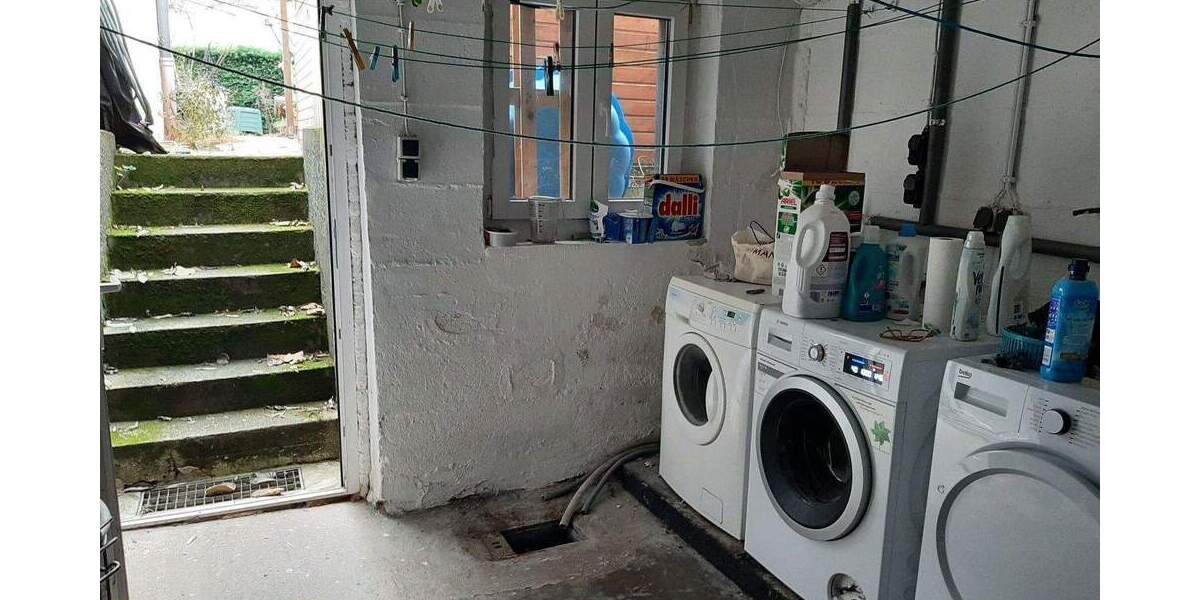 Einfamilienhaus Raunheim - 8 Zimmer, 270 m&sup2;, 650.000&euro; | Angebot:25751160