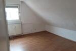 Dachgeschoßwohnung Hanau Großauheim - 2 Zimmer, 36 m&sup2;, 330&euro; | Angebot:26619436