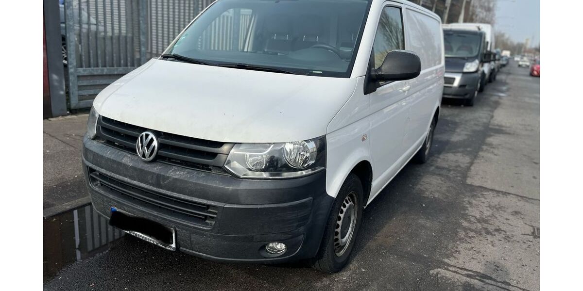 VW T5 Transporter 333.000 km 5.990 &euro; Frankfurt am Main 65933