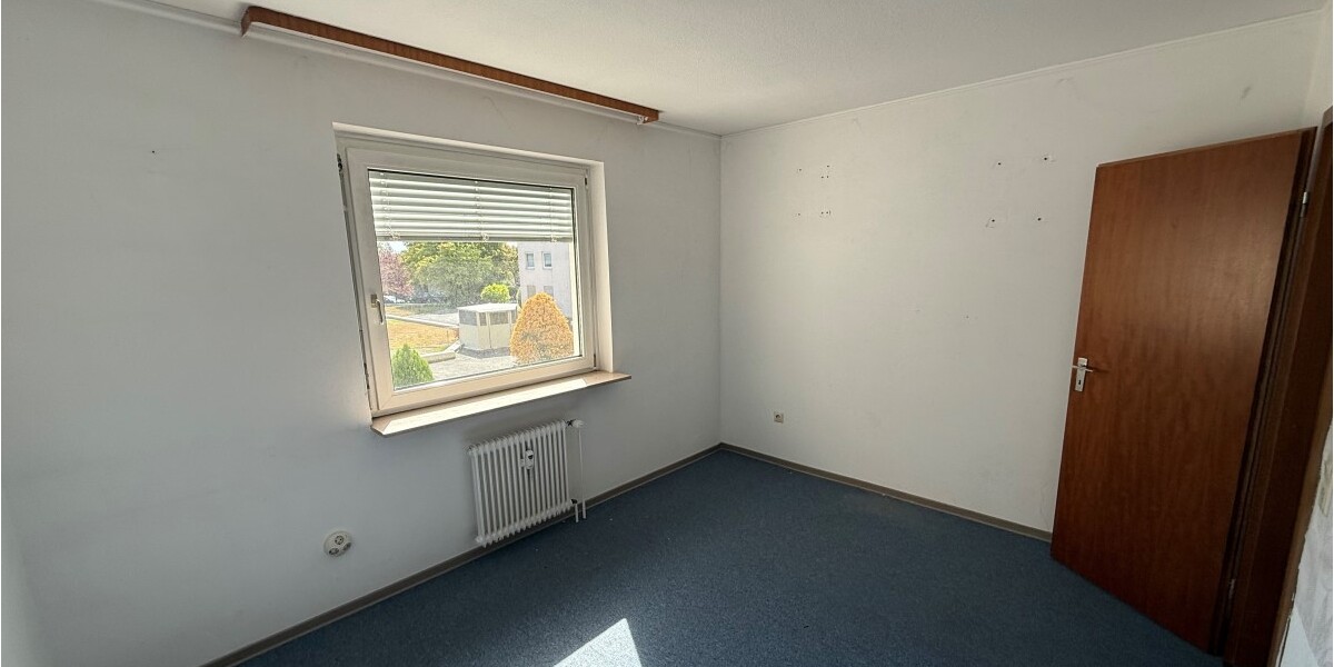Bad Homburg - Kirdorf: Großzügige 4-Zimmer – Wohnen mit viel Platz - Etagenwohnung Bad Homburg Gonzenheim | Angebot:27333310