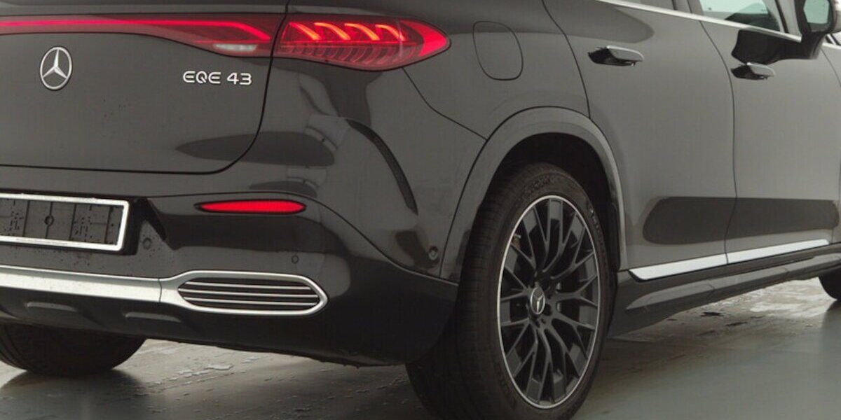 Mercedes-Benz EQE SUV 43 AMG 4M AIRMATIC-HINTERACHSLENKUNG-21´ 17.468 km 74.899 &euro; Groß-Umstadt 64823