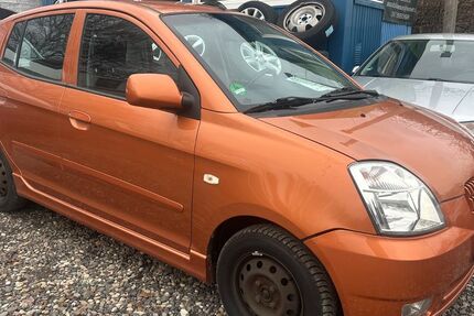 Kia Picanto 82.700 km 1.950 &euro; Frankfurt am Main 60486