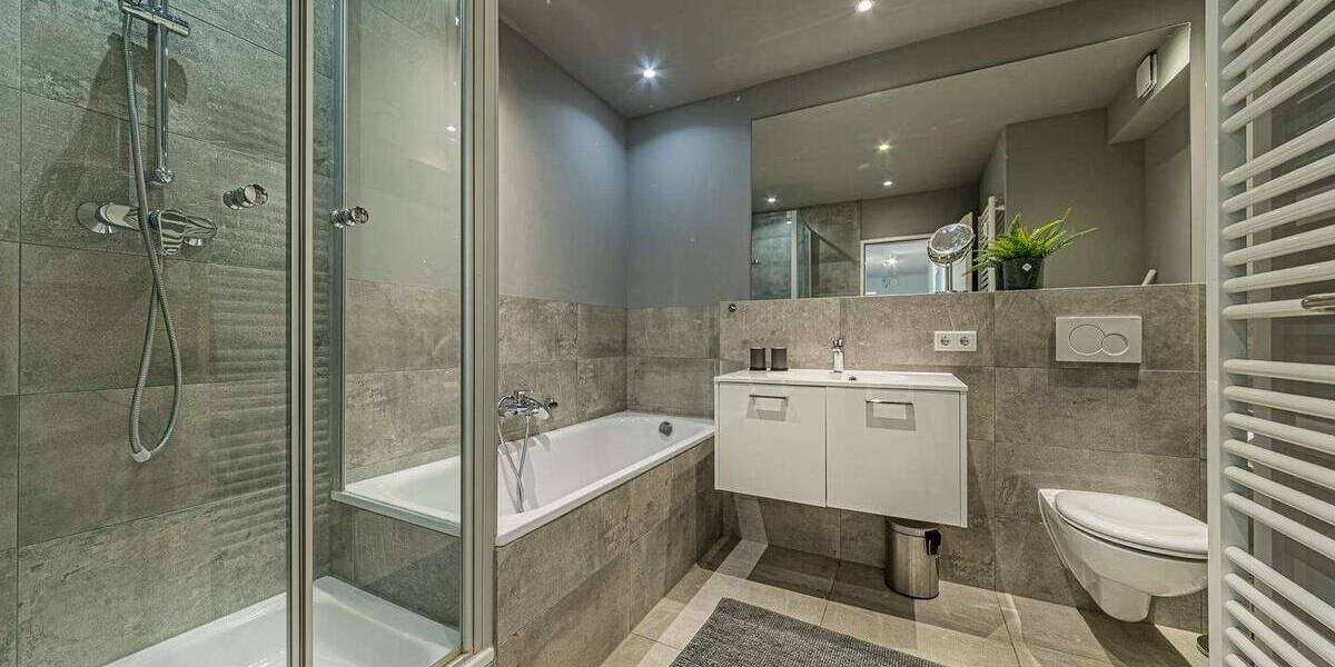 Etagenwohnung Frankfurt am Main Westend-Süd - 3 Zimmer, 92 m&sup2;, 3.850&euro; | Angebot:26289453