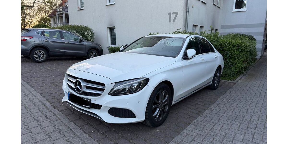 Mercedes-Benz C 180 217.084 km 11.000 &euro; Flörsheim 65439