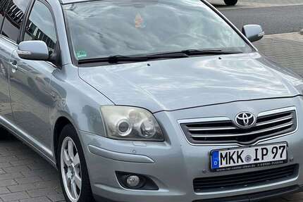 Toyota Avensis 294.722 km 2.350 € maintal 63477