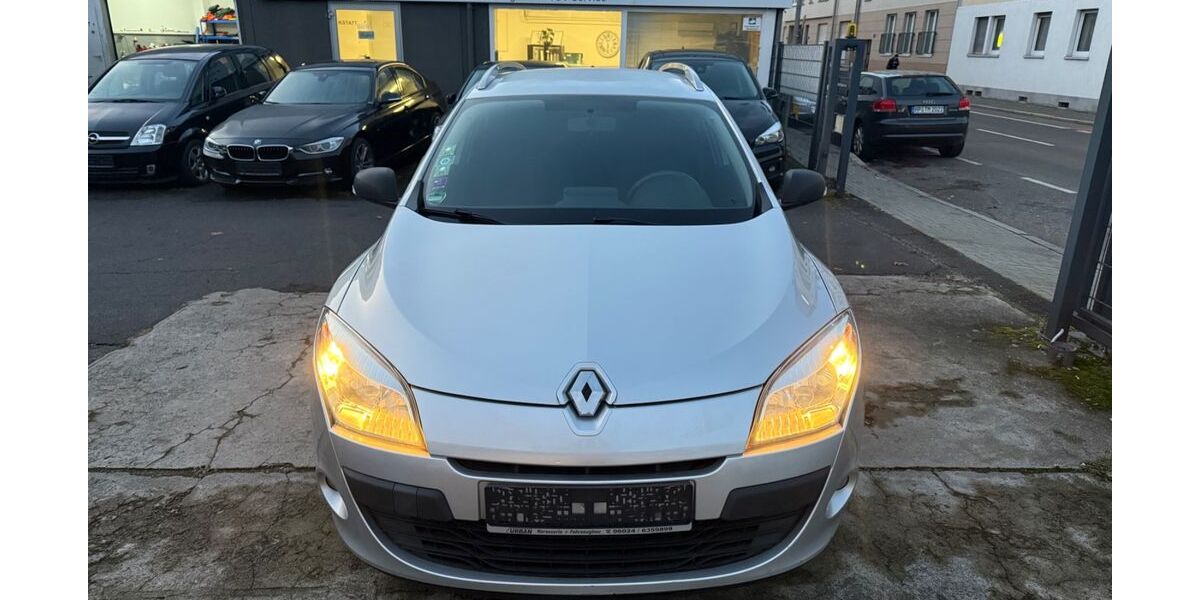 Renault Megane 112.000 km 3.790 &euro; Hanau 63450
