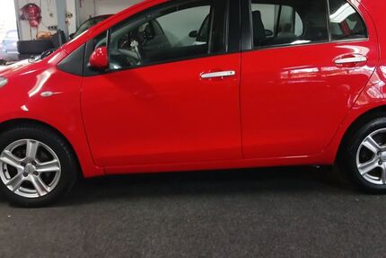 Toyota Yaris 79.990 km 6.200 &euro; Rüsselsheim 65428