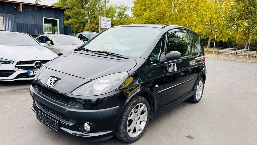 Peugeot 1007 150.000 km 2.999 € Frankfurt am Main 60486