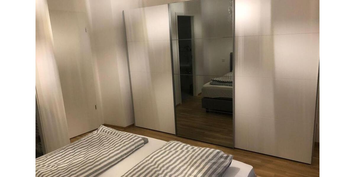 Etagenwohnung Frankfurt am Main Innenstadt 1 - 4 Zimmer, 102 m&sup2;, 1.800&euro; | Angebot:26050996
