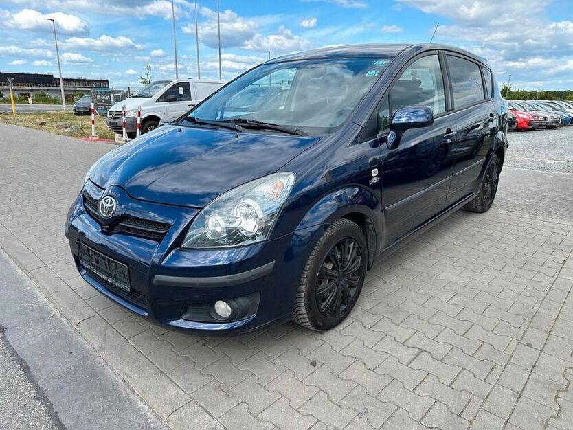 Corolla Verso