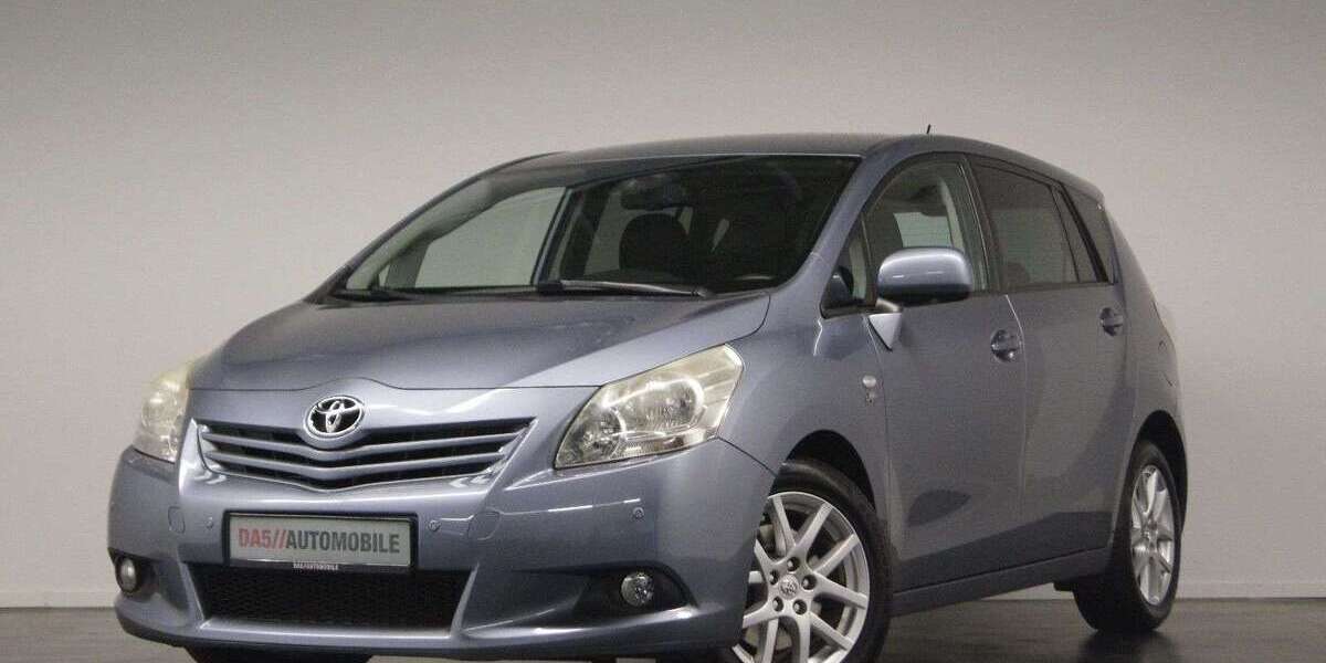 Toyota Verso 168.000 km 8.900 &euro; Darmstadt 64293