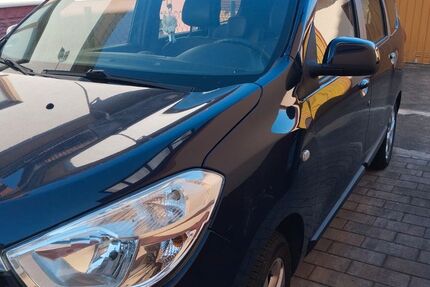 Dacia Lodgy 123.500 km 4.900 &euro; Gründau 63584