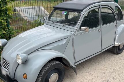 Citroen 2 CV 73.300 km 12.990 € Bad Soden 65812