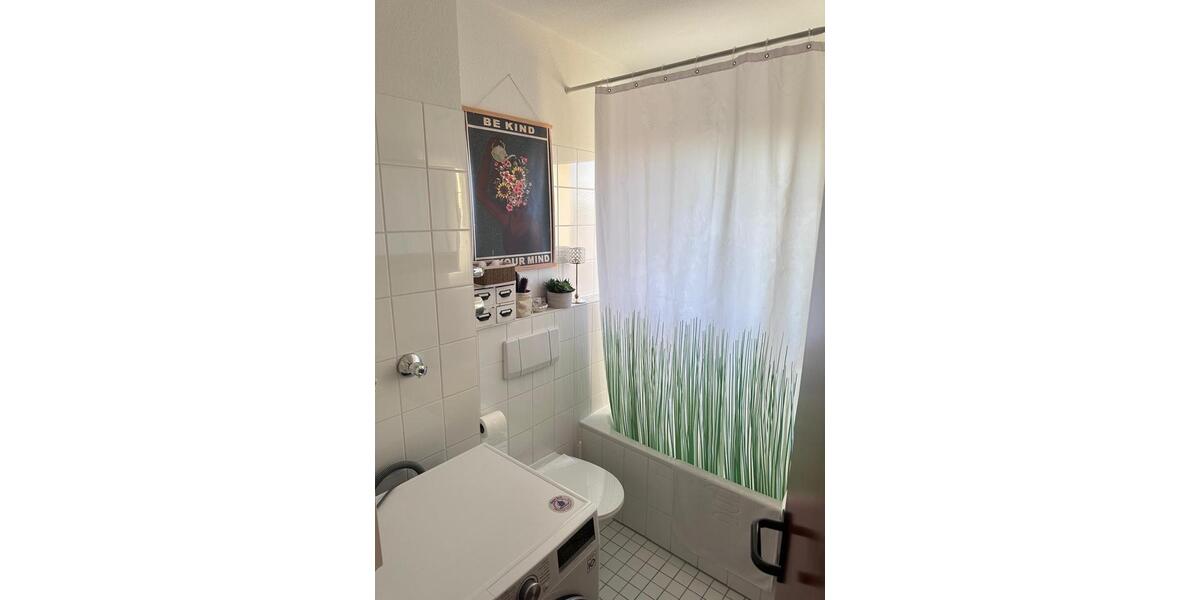 Hochparterre Frankfurt am Main Bockenheim - 2 Zimmer, 55 m&sup2;, 1.100&euro; | Angebot:25362700