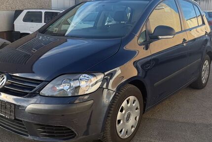 VW Golf 109.990 km 4.900 &euro; FRANKFURT 65933