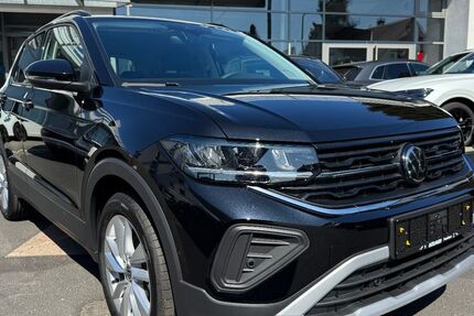 VW T-Cross 13.865 km 24.850 &euro; Frankfurt am Main 65936