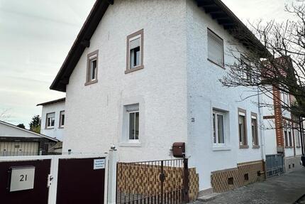 Haus Rodenbach - 6 Zimmer, 150 m&sup2;, 2.500&euro; | Angebot:26210865