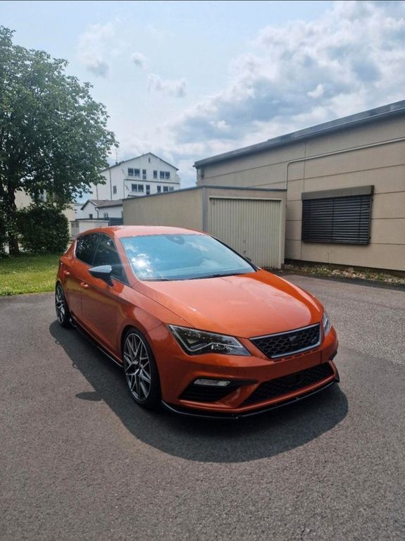 Seat Leon 88.300 km 21.500 € Frankfurt am Main 60435