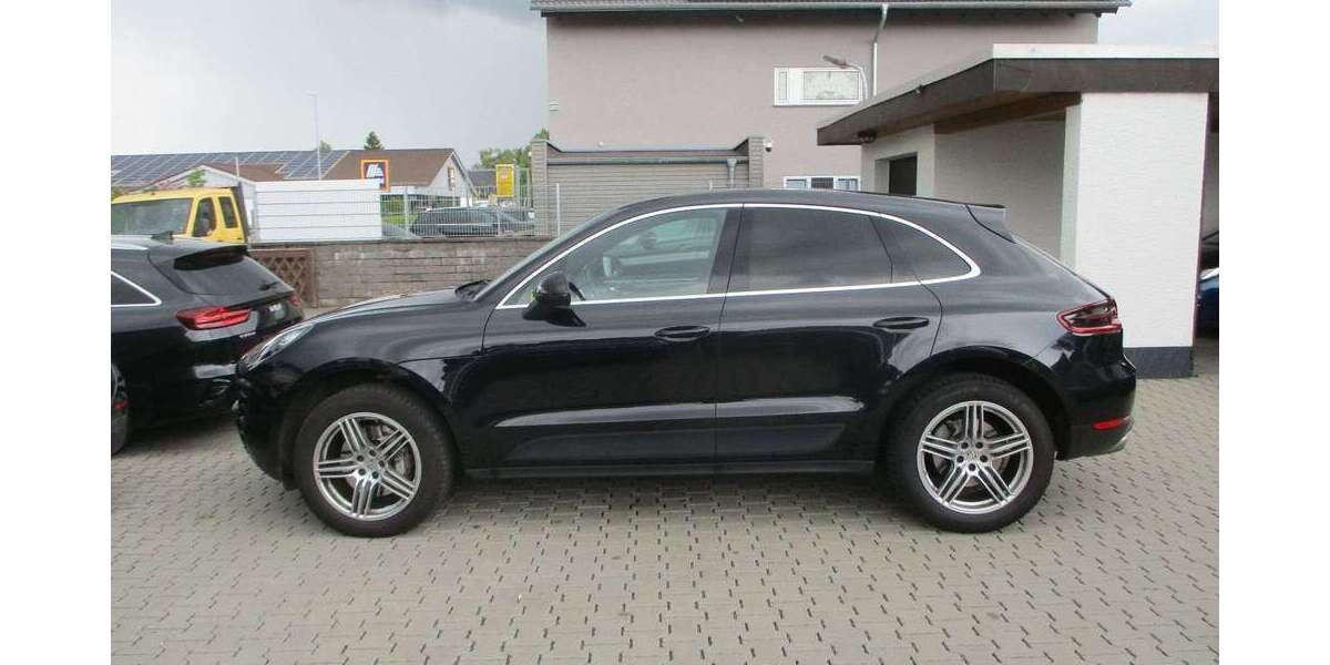 Porsche Macan 145.847 km 26.900 &euro; Babenhausen 64832