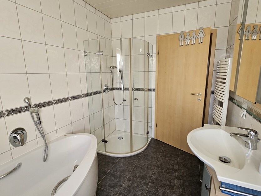 Modernes 1-2 Generationenhaus in familienfreundlicher Wohnlage von Mühlheim! 7 zimmer