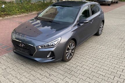 Hyundai i30 141.000 km 10.490 € Frankfurt am Main 60389