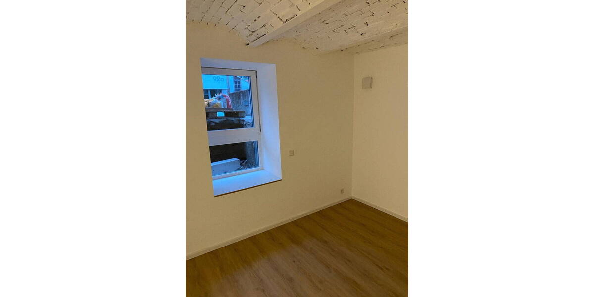Etagenwohnung Darmstadt Bessungen - 2 Zimmer, 65 m&sup2;, 1.250&euro; | Angebot:26730928
