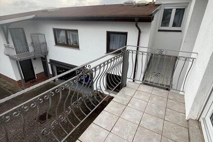 **Attraktive Wohnung mit Balkon** 3 zimmer