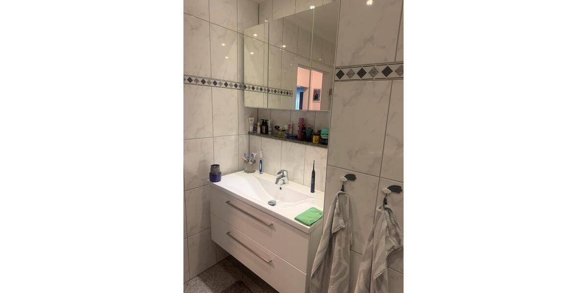Etagenwohnung Offenbach am Main Hafen - 3 Zimmer, 91 m&sup2;, 349.000&euro; | Angebot:27084491