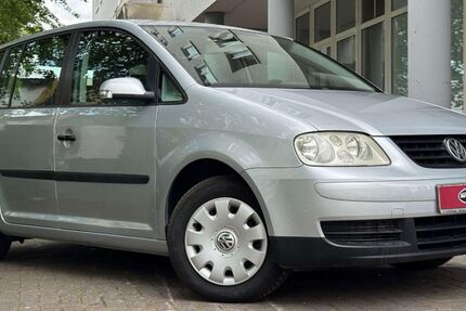 VW Touran 170.000 km 3.499 &euro; Darmstadt 64293