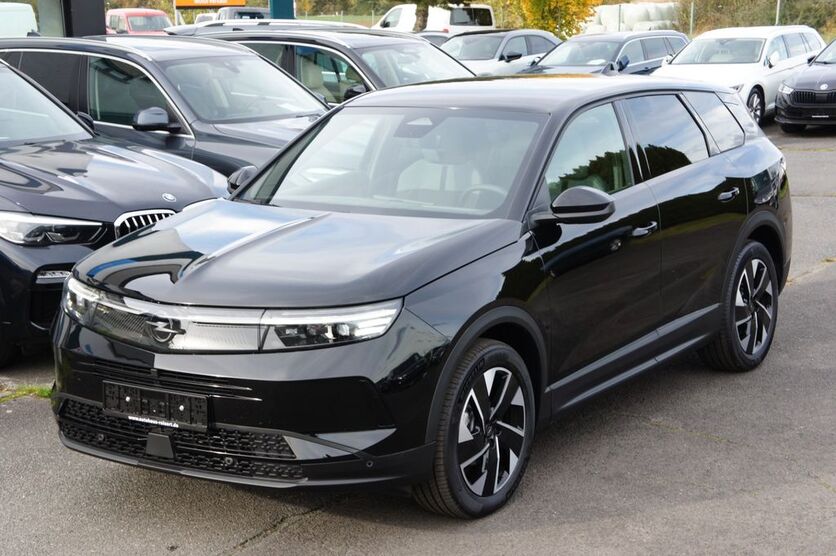 Opel Grandland (X) 1.500 km 28.888 € Großkrotzenburg 63538