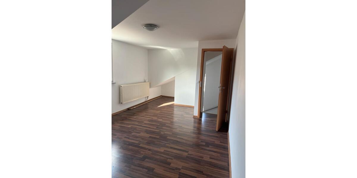 Etagenwohnung Offenbach am Main Bieberer Berg - 3 Zimmer, 85 m&sup2;, 1.300&euro; | Angebot:26348431