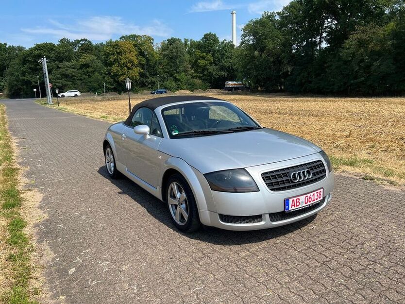 TT