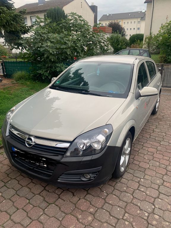 Opel Astra 229.000 km 2.300 € Maintal 63477