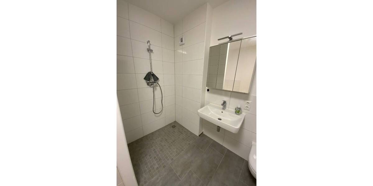 Etagenwohnung Frankfurt am Main Nieder-Eschbach - 2 Zimmer, 74 m&sup2;, 899&euro; | Angebot:26259336