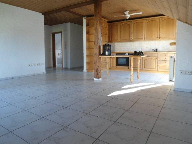 Dachgeschoßwohnung Freigericht - 3 Zimmer, 75 m&sup2;, 720&euro; | Angebot:26225877