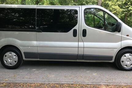 Opel Vivaro 142.000 km 13.900 € Stockstadt am Main 63811