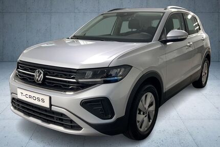VW T-Cross 6.600 km 25.380 € Frankfurt am Main 60528