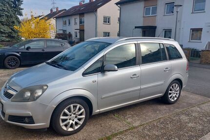 Opel Zafira 239.000 km 1.390 &euro; Rüsselsheim 65428