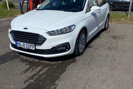 Ford Mondeo 199.000 km 9.400 &euro; Bad Homburg 61348