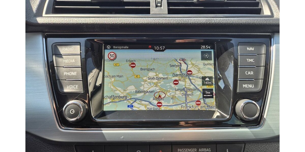 Skoda Fabia Ambition, Klima, Kamera, Carplay, Navi 41.400 km 14.890 &euro; Rodgau 63110
