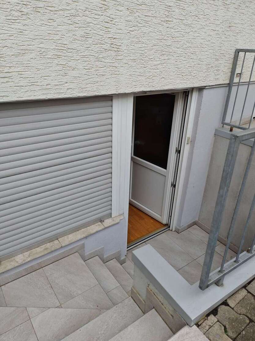 Büro in Süd - Niederrad 650 € 35 m² zimmer