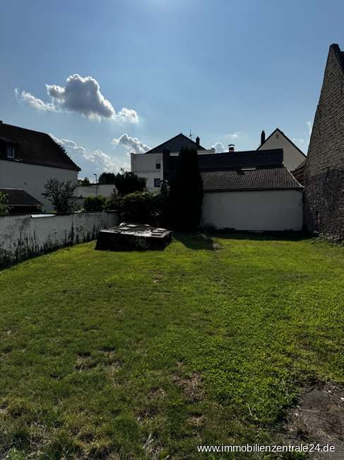 Grundstück zu verkaufen in Rödermark 310.000 € 591 m²