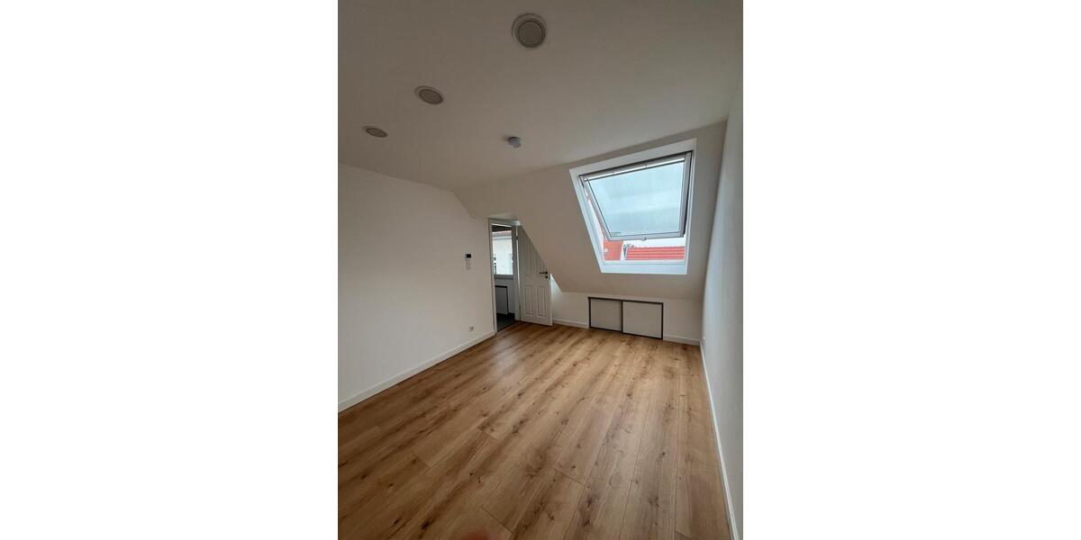 Dachgeschoßwohnung Darmstadt Darmstadt-Nord - 3 Zimmer, 70 m&sup2;, 545&euro; | Angebot:26065930