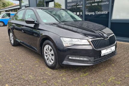 Skoda Superb 139.200 km 16.990 &euro; Offenbach am Main 63069