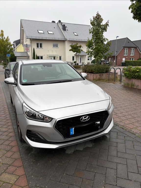 Hyundai i30 31.858 km 15.700 € Egelsbach 63329