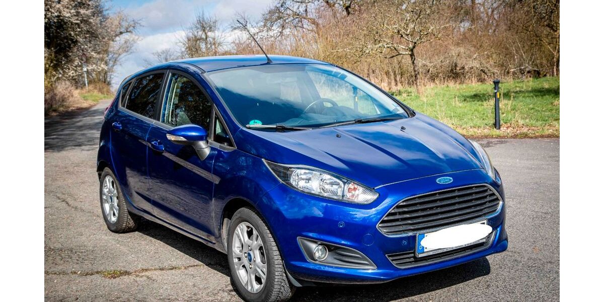 Ford Fiesta 185.250 km 2.950 &euro; Bad Vilbel 61118